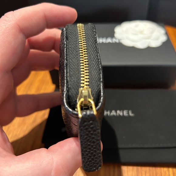 Chanel Zipped Cardholder - Black with Gold Hardware - Picture 3 of 8